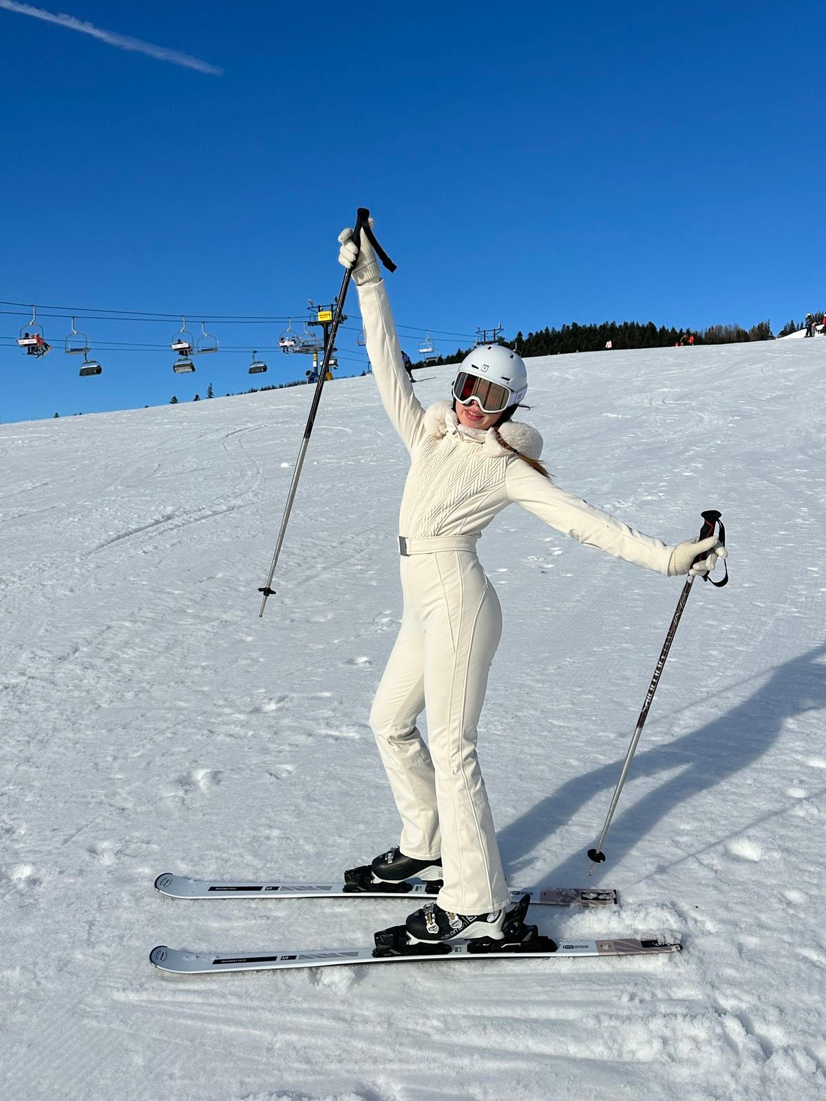 combinaison ski oysho blanc cassé torsadé taille S capuche fourrure d’usure le recco